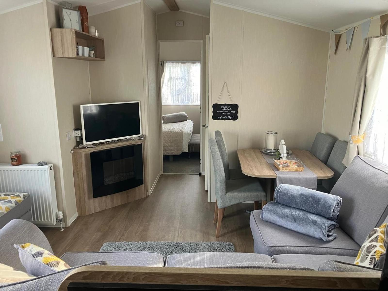 The Hideaway Cabin Seasalter Extérieur photo